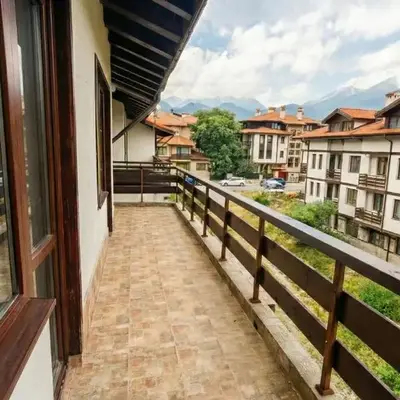 Mountain Paradise 2 - Cosy Mountain View Apartment - 200mbps Wifi