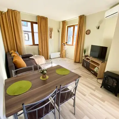 DeLuxe Apartment 2OOm from Gondola