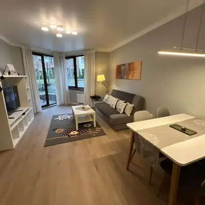 Boston Cozy Elegant Family Apt w Parking Near NSA