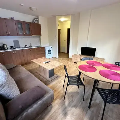 Pine Tree one bedroom apartment
