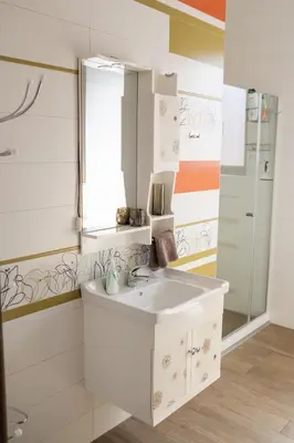 a bathroom with a sink and a mirror at Вила Маунтайн Вю in Brestnik