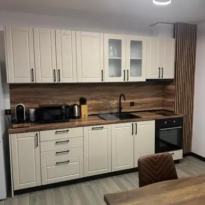 MonarX Suites