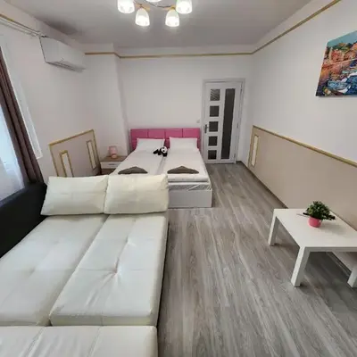 luxury two bedroom Crown Apartament