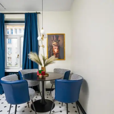 Royal Retreat - Your central designer spot by Flat Mаnager
