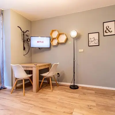 Stay & Explore Sofia - Central Studio