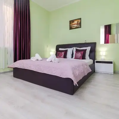 1-bedroom City Center secret gem