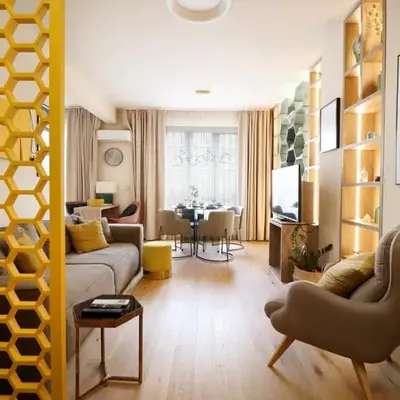 NEW Glamours Central Suite with Elevator