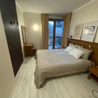 English Apartments