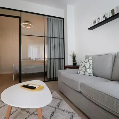 Urban Chic Sofia Top Central Location