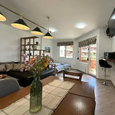 Cosy 2-bedroom apartment near the ski road Bansko