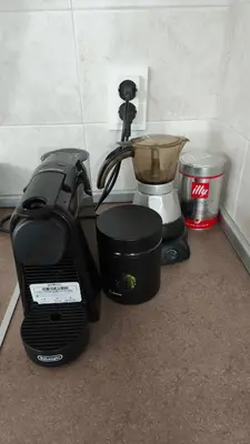 a blender sitting on a counter next to a food processor at Sun Stream Apartment in Pamporovo