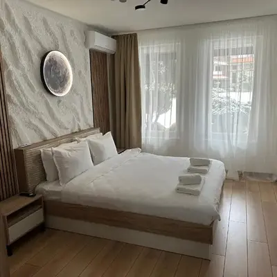 MonarX Suites 1113