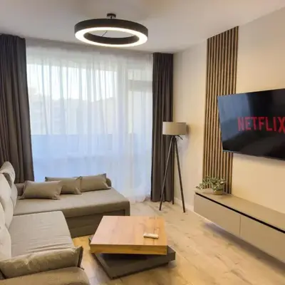 Modern & Spacious Two-Bedroom Apartment