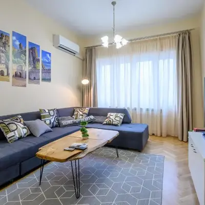 Grand Luxury Condo by NDK and National Stadium with Free Parking