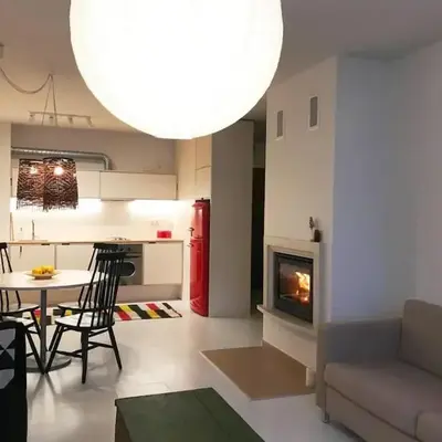 Host2U Art AP - Fireplace - Free parking - 5min Gondola