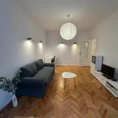 Apartament 151