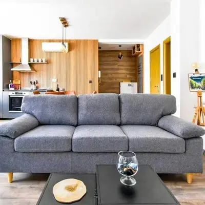 2 Apartments