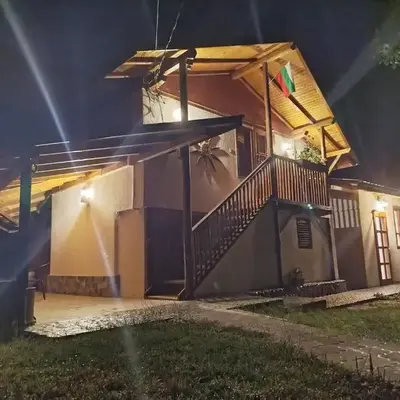 Къща за гости Аврамови