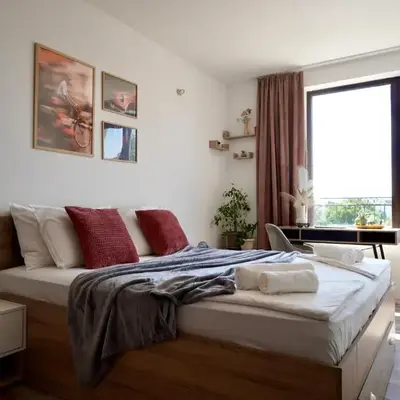 Cozy place with free parking