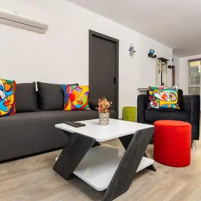 Top-Floor Flat with Balcony by Flat Manаger