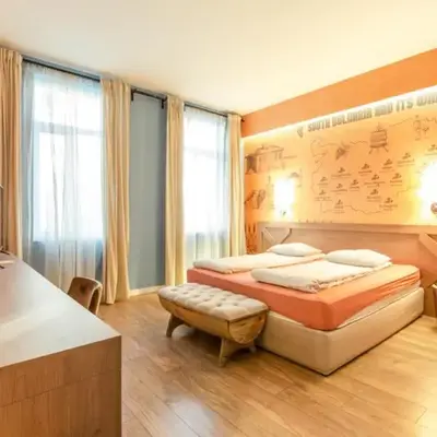 1 BR Wine Journey