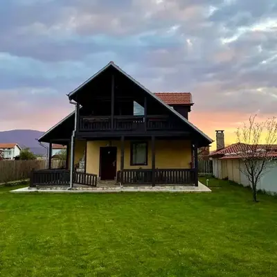 Mountain Family Guest House Rayovo