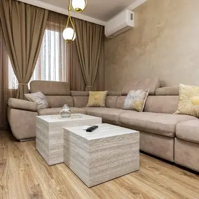 Sunny Modern 1BR Retreat with Cozy Balcony