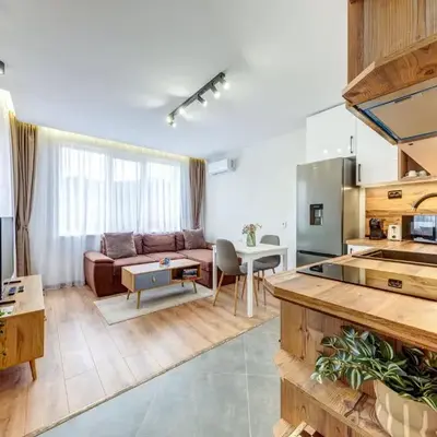 Stylish 1BR in the Heart of Town
