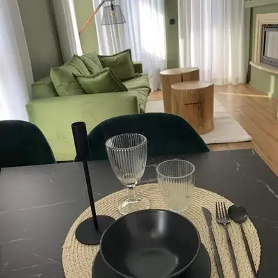 Luxury Green Apartment - up to 4 people