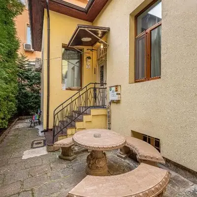 Central House for up to 16 Guests Entire Place
