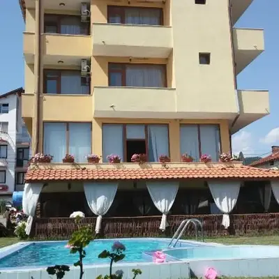 Sharkov Family Hotel