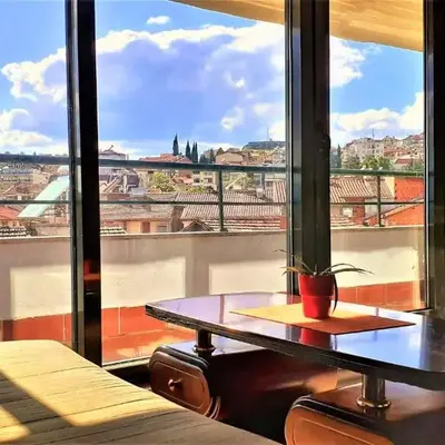 Sunny Days - Park Apartment