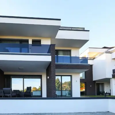 GRAFFIT Luxury houses