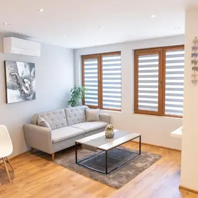 Shushi's Central Studio Apartment