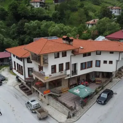 Къща за гости Камината
