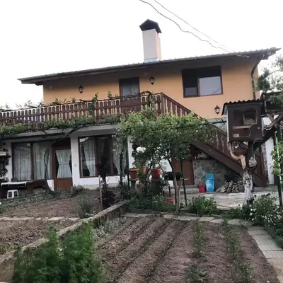 Къща за гости Градината