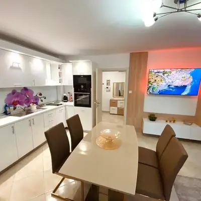 Irina Apartment