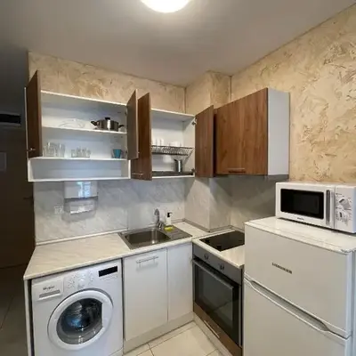 Colonel apartment 938