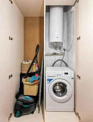 a laundry room with a washer and a washing machine at Bright Modern 2BD Apartment with Panoramic View by Flat Mаnager in Plovdiv