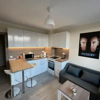 Movie flats