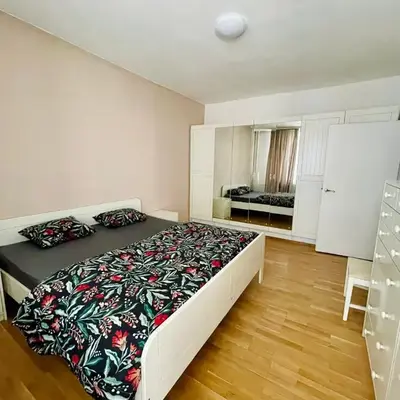 2-BDR Flat Near the Mall