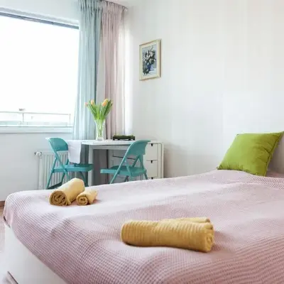 Tony's Sunny Rooftop Studio by Flat Mаnager