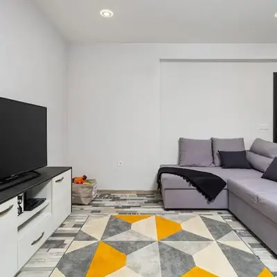 Florance flat next to Old Town & City Center NEW